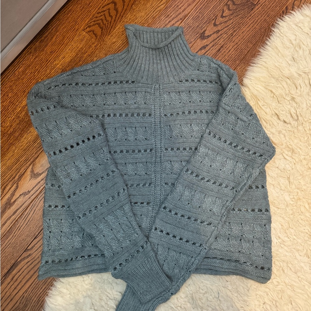 Sweater - Picture 3 of 3